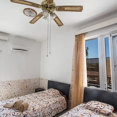 Moderne Ferienvilla In * Ayia Napa